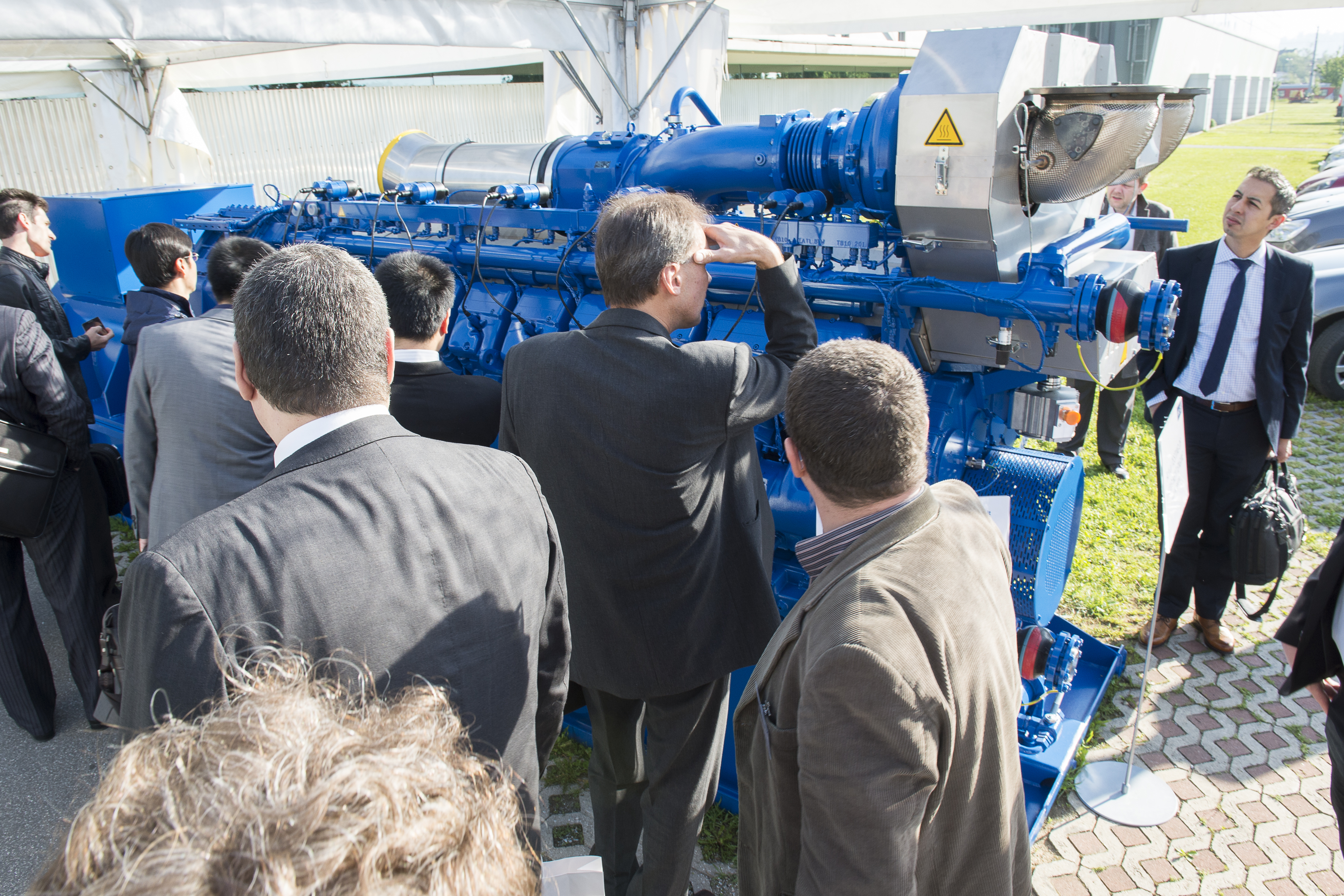 7th AVL Large Engines TechDays - Large Engines TechDays - avl.com