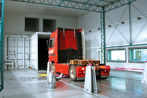 Roter_Lkw_ok.jpg