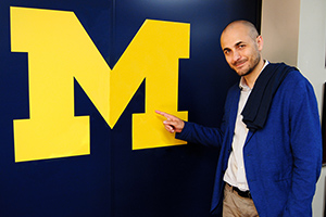 VoA_Mario Avigliano_200x300.jpg