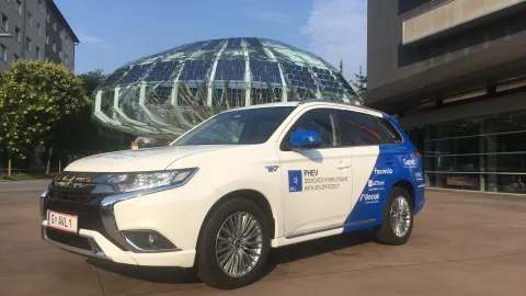 Image Mitsubishi PHEV