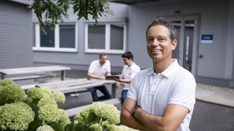 E-Mobility Experts