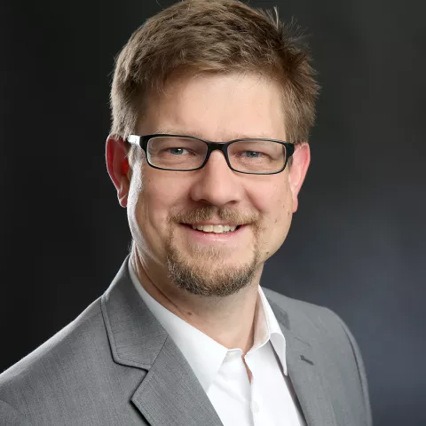 Dr.-Ing. Carsten Schmalhorst